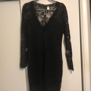 Black lace bodycon